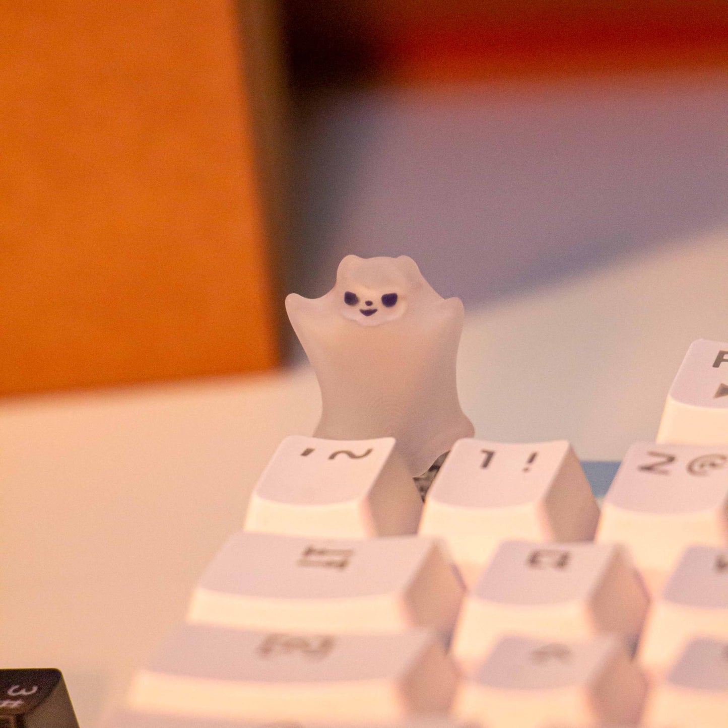 ULTRAEQUIP Artisan Keycaps - Cute Ghost Resin Keycaps 1U ESC Custom Handmade Keycap Replacement for Mechanical Keyboard (Hey-You Ghost, Opaque)