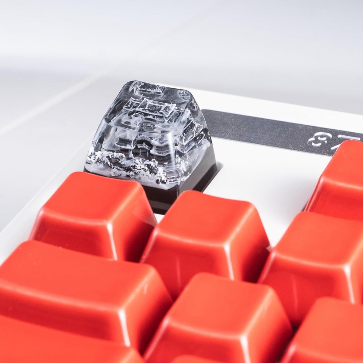 Artisn Keycap Custom Keycaps Black Samurai Japanese Dojo Handmade Resin Escape 1U Artisan Keycaps for Mechanical Keyboard Keycap Cherry MX Switch FJ