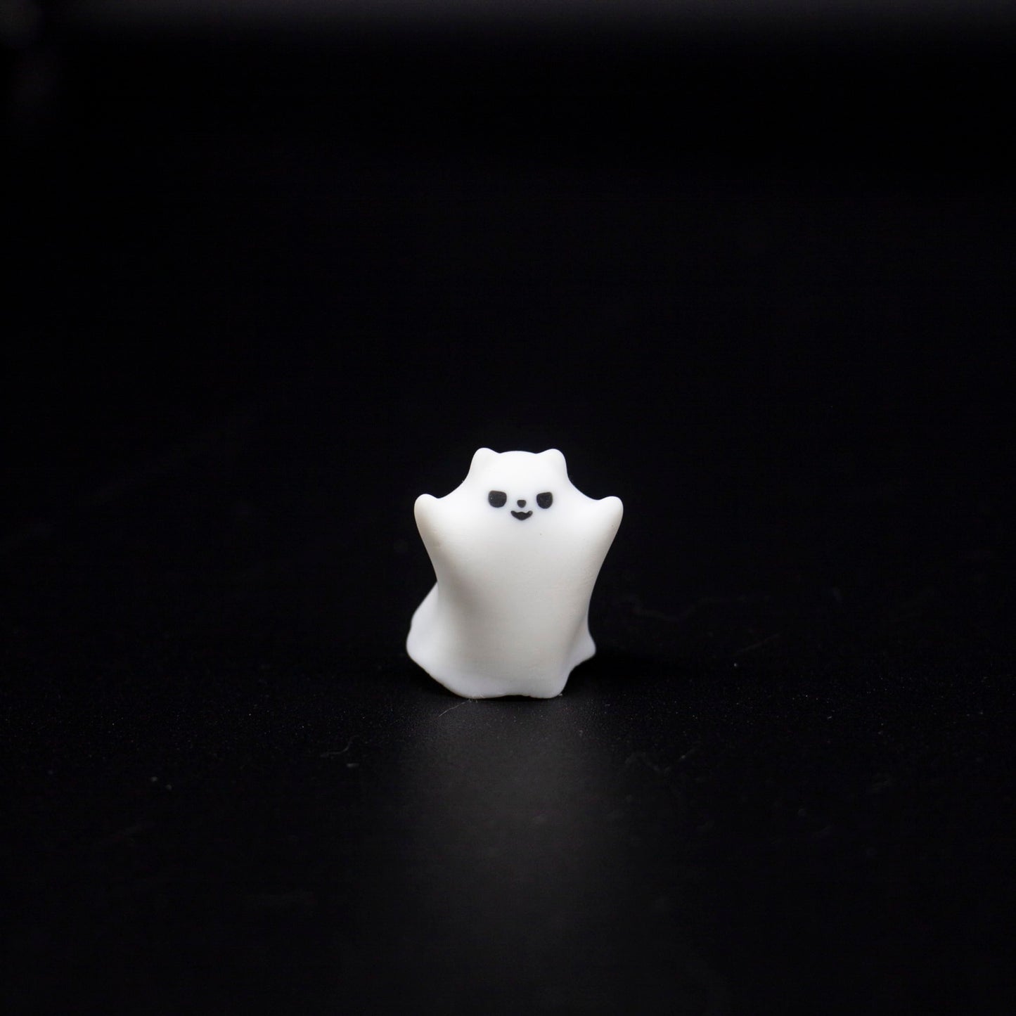 ULTRAEQUIP Artisan Keycaps - Cute Ghost Resin Keycaps 1U ESC Custom Handmade Keycap Replacement for Mechanical Keyboard (Hey-You Ghost, Opaque)